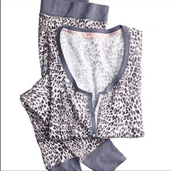 Victoria’s Secret fireside thermal long Jane pajama Set animal print - Picture 2 of 2